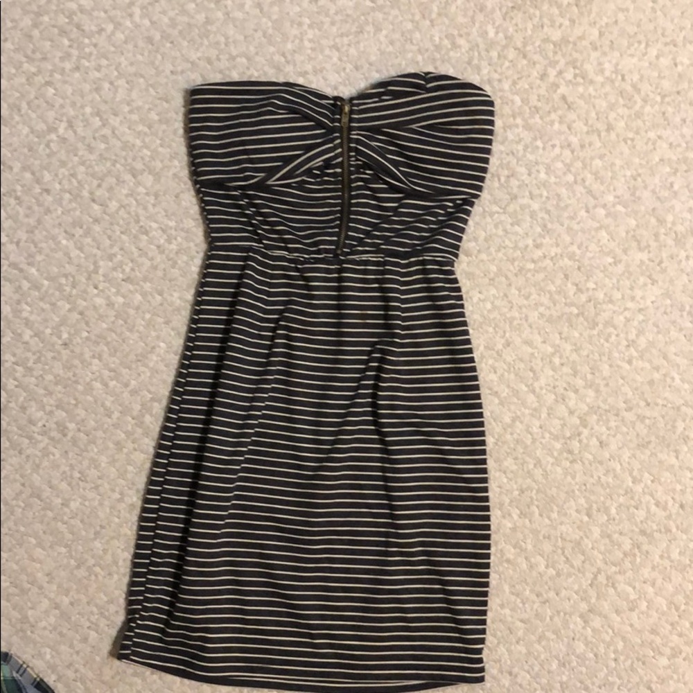 Strapless dress